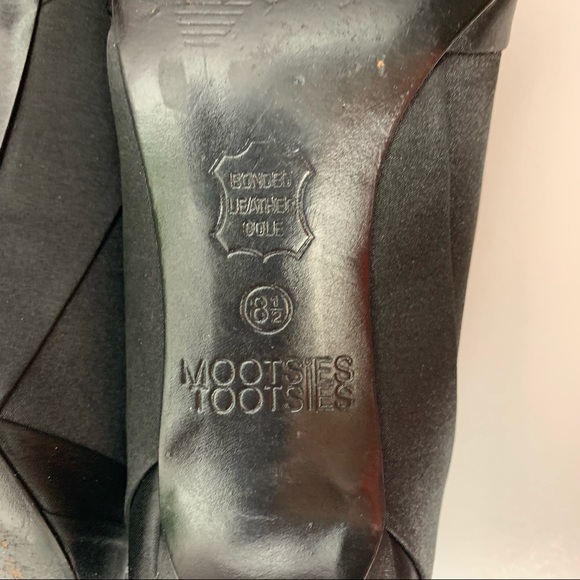 Mootsies Tootsies Black Satin Peep Toe Dress Heels w/Rosette Sz 8.5 - Picture 13 of 13